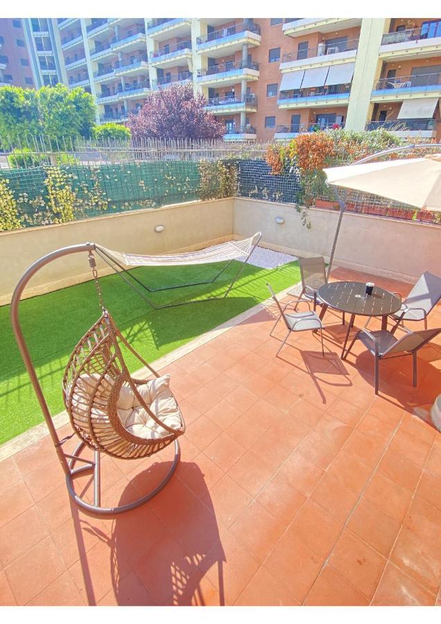 Sun Nest Apartment - Terrace & Garage Fiumicino Exterior photo